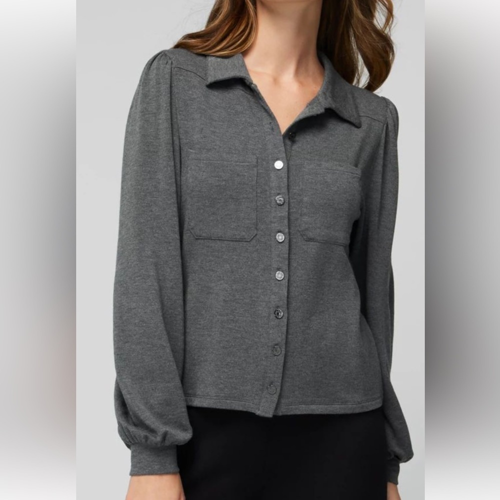 The passporter Gray Button-Up Women's Top, White House black marker blouse shirt